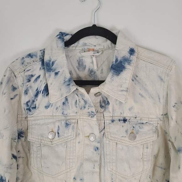 NWT Free People Rumors Denim Jacket Jones Tie Dye Blue Size Large 🛑 FINAL PRICE - Picture 5 of 12